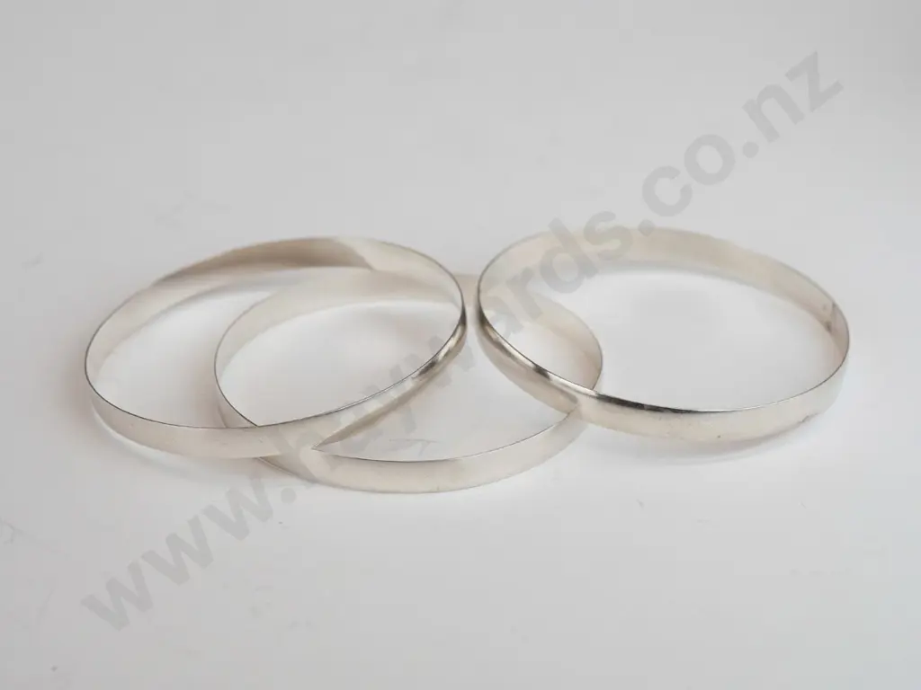 3 silver bangles stamped 925 Image 1++