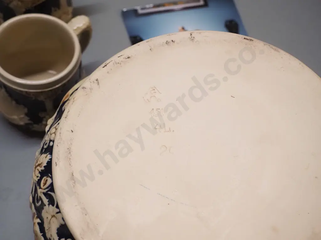 raised-motif navy and cream colour lidded rum pot and 6 mugs - marked 'Made in Western Germany' Pot H280 W300 Image 1++