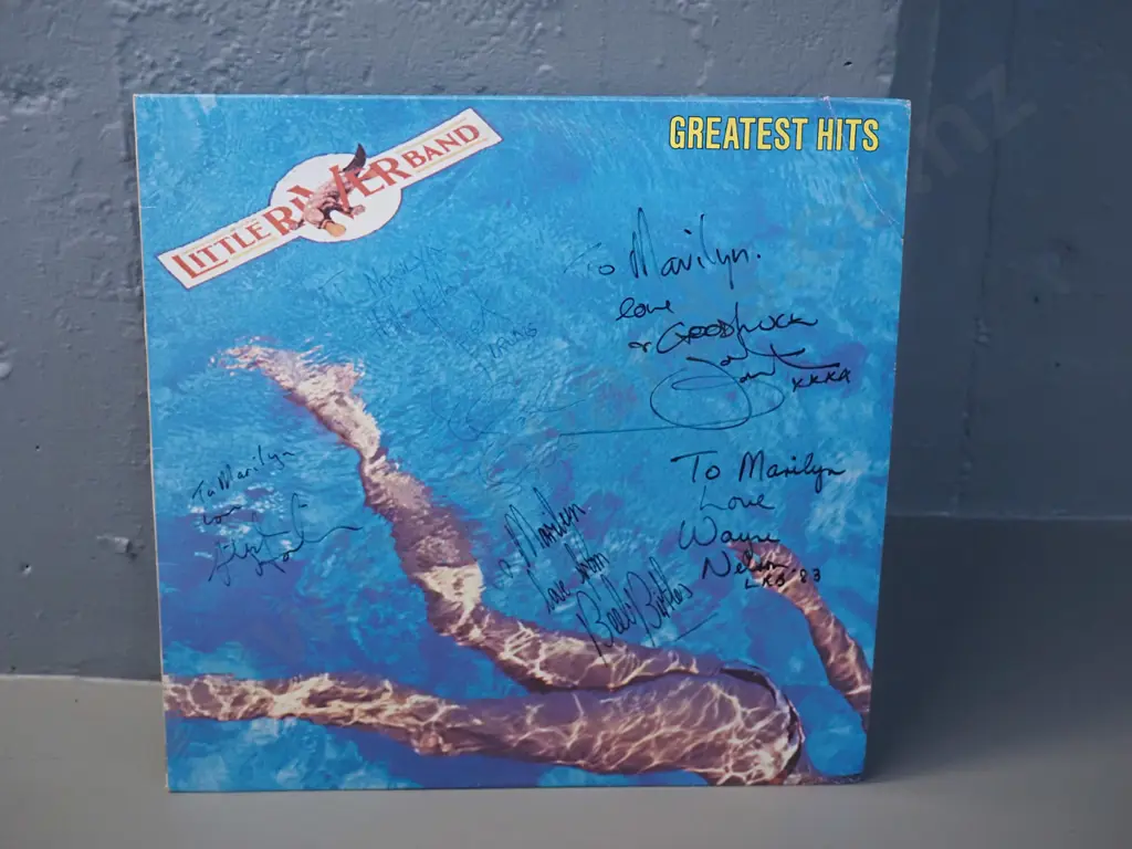 signed LP record  - Little River Band Greatest Hits, releaed 1982, signed 1983 by band members, minor scratch/dirt Image 1++