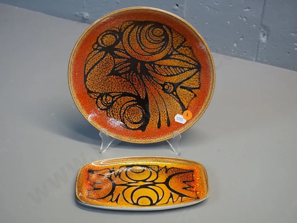 2 pieces of signed retro Poole "Aegean" pattern pottery - larger plate is D-200 Image 1++