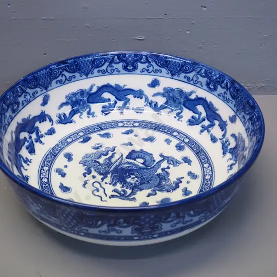 large Royal Doulton flow blue "Oyama" pattern Chinese dragon motif bowl - small chip to rim H-130 D-390