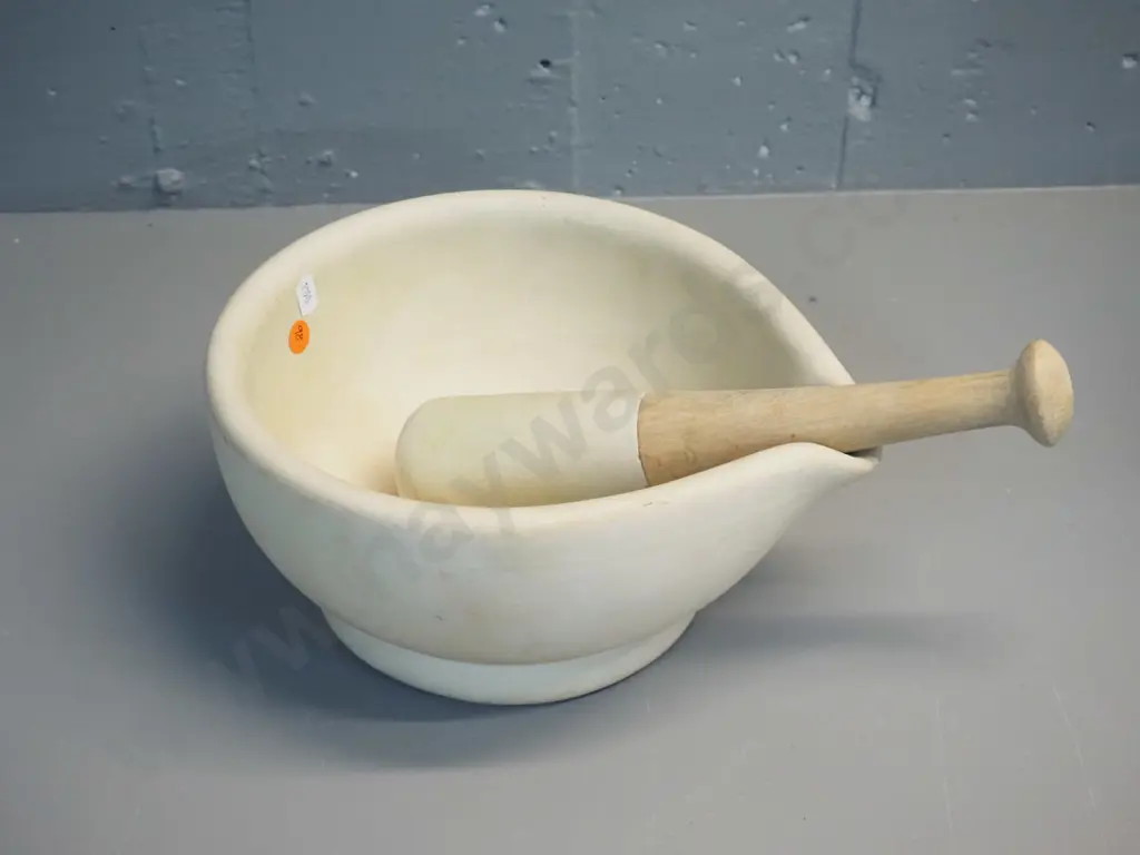 large ironstone or ceramic mortar & pestle w/ wooden handle - bowl H-120 D-260 Image 1++