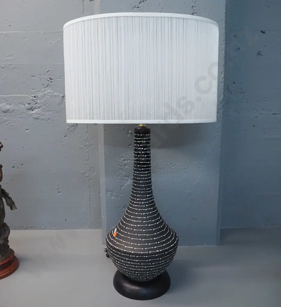 large black and white pottery table lamp on wooden base with pleated oval shade H-820 Shade 460 x 310 Image 1++