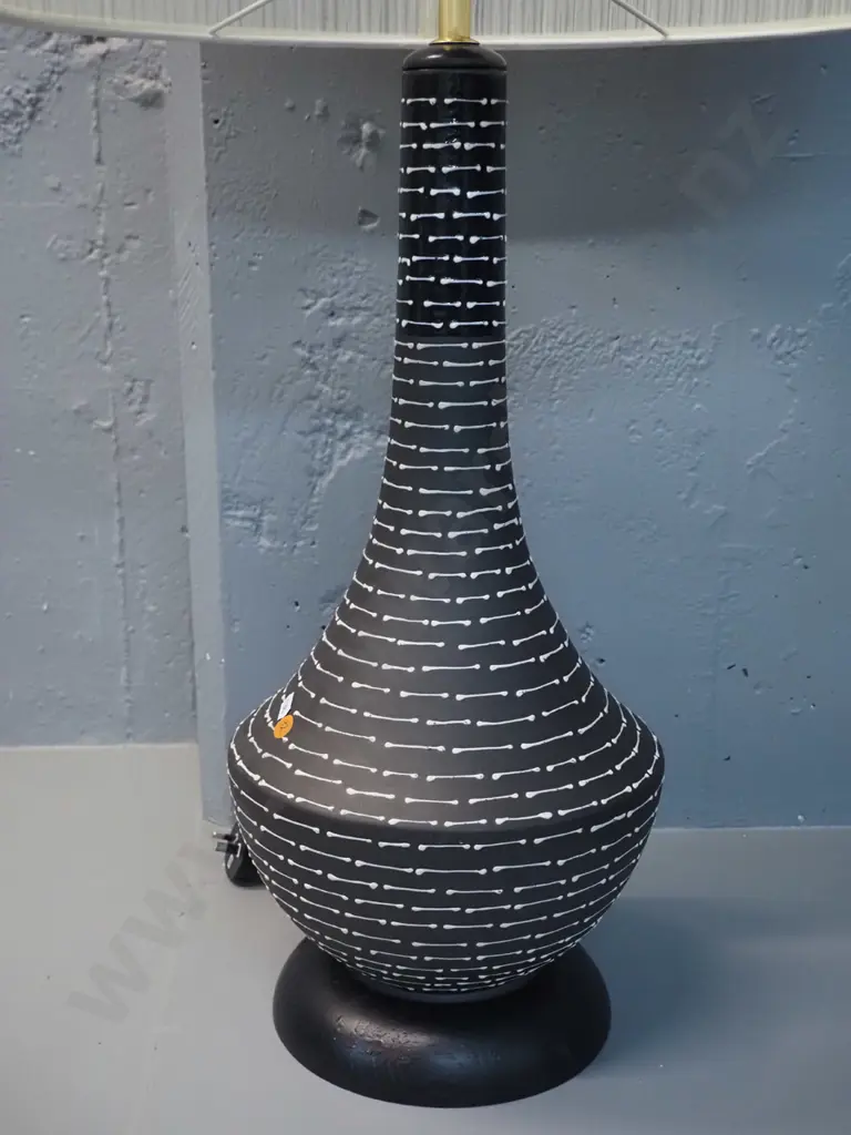 large black and white pottery table lamp on wooden base with pleated oval shade H-820 Shade 460 x 310 Image 1++