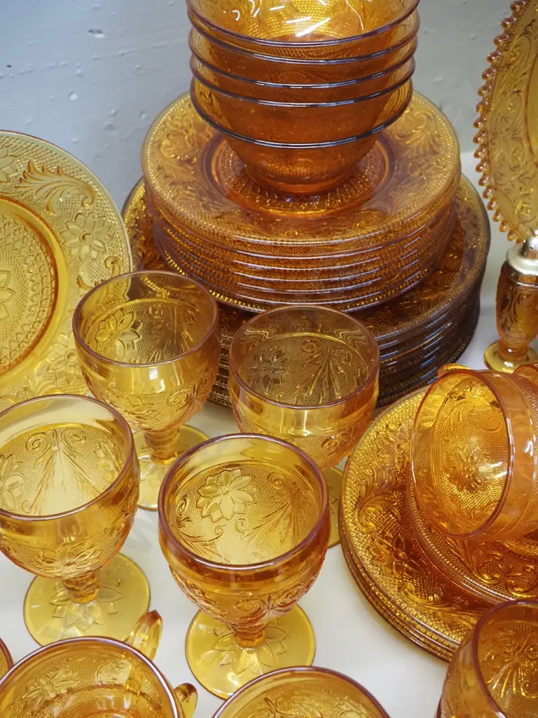 large collection of amber / marigold colour depression glass dinnerware including 8 dinner plates, 14 sides, 13 large & Image 1++
