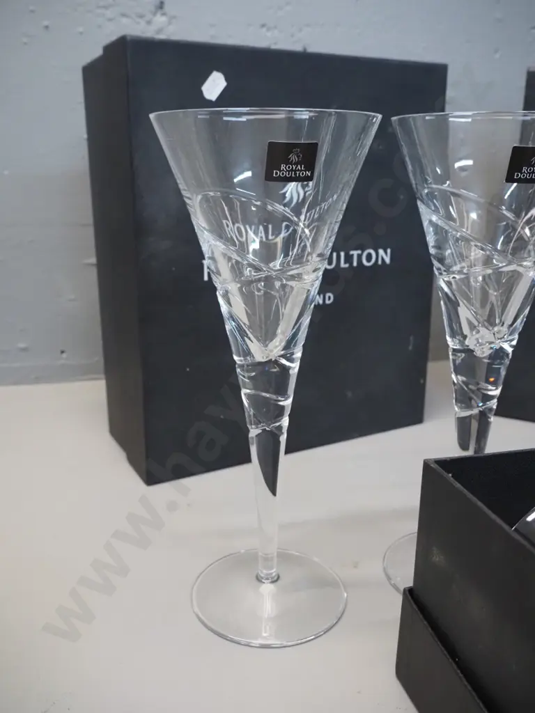 6 Royal Doulton crystal wine glasses H-250 in 3 fitted boxes marked "Saturn Wine 270ml" Image 1++
