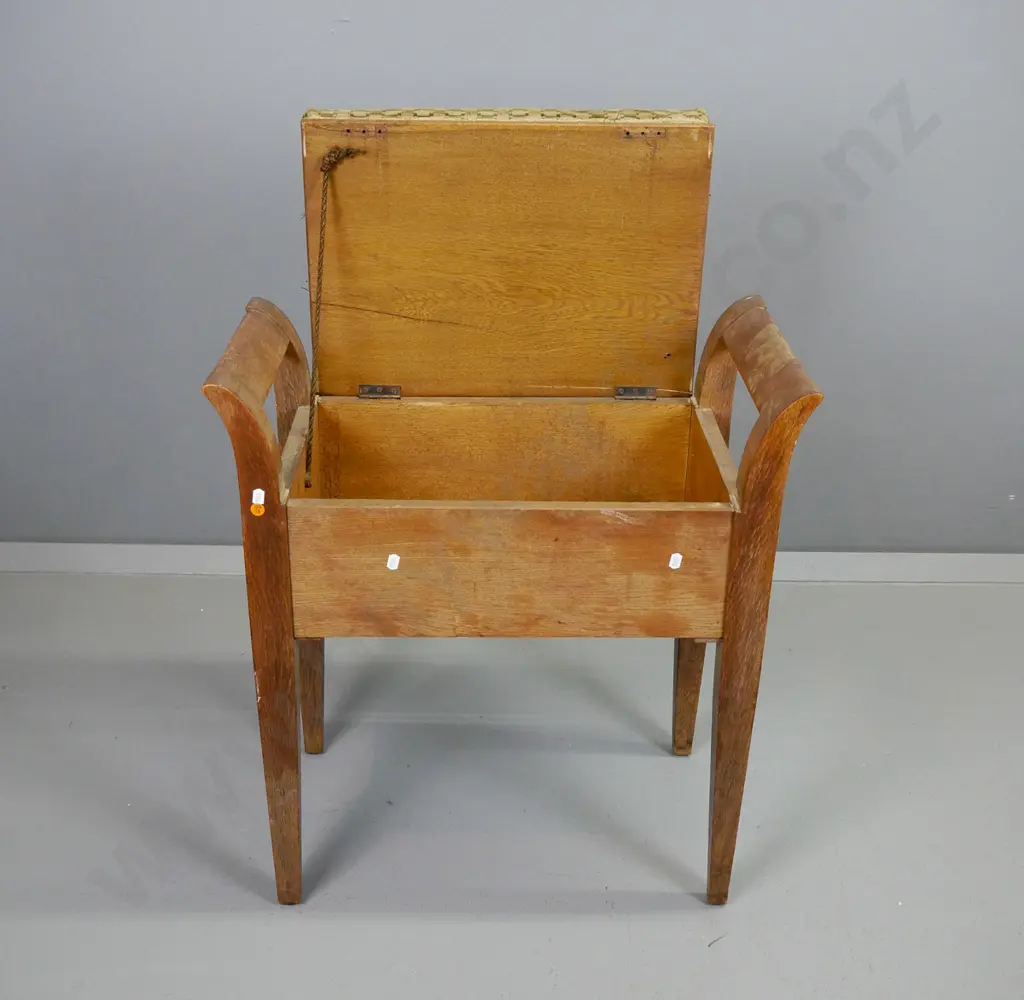 oak piano stool with lift-up upholstered seat, tapered square legs, finish needs attention H-650 W-620 D-340 Image 1++