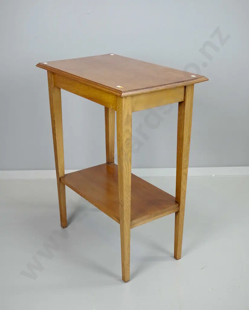 oak 2-tier side table with tapered square legs H-650 W-620 D-380 Image 1++