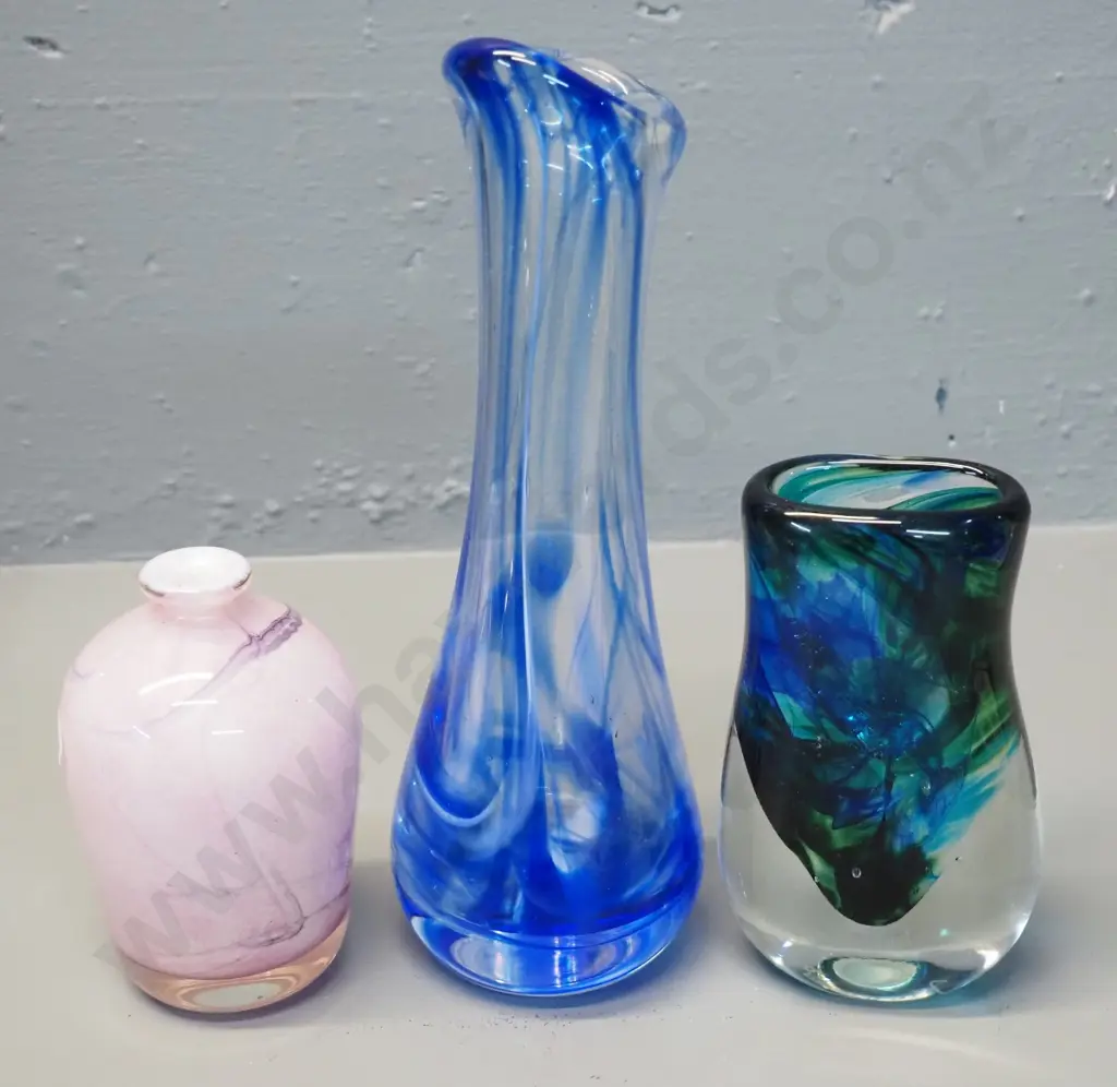 3 art glass vases - blue green and clear swirl, pink mottled, and tall blue and clear one H240, marked Rob 26.11.14 Image 1++