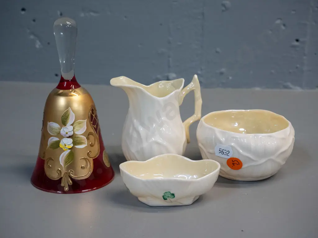 3 pieces of Belleek green mark - small jug and 2 bowls - and a Murano red Venetian glass bell H-150 Image 1++