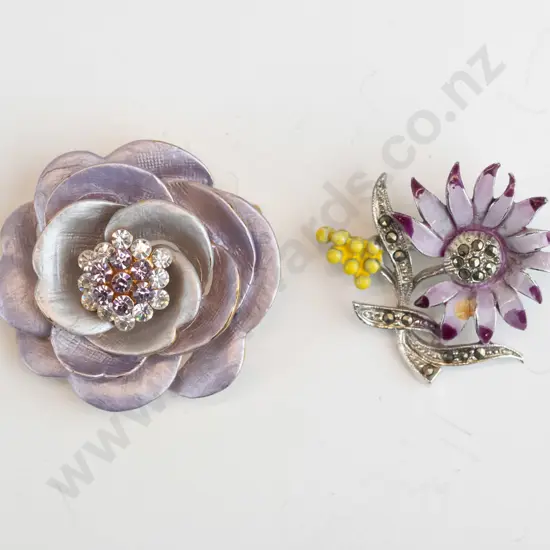 2 costume brooches