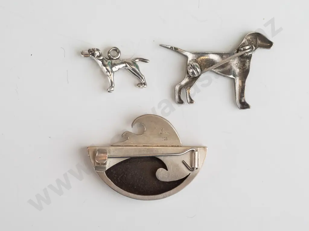 silver brooch stamped 925, marcsite dog brooch [no mark] & dog necklace stamped 925 no chain Image 1++