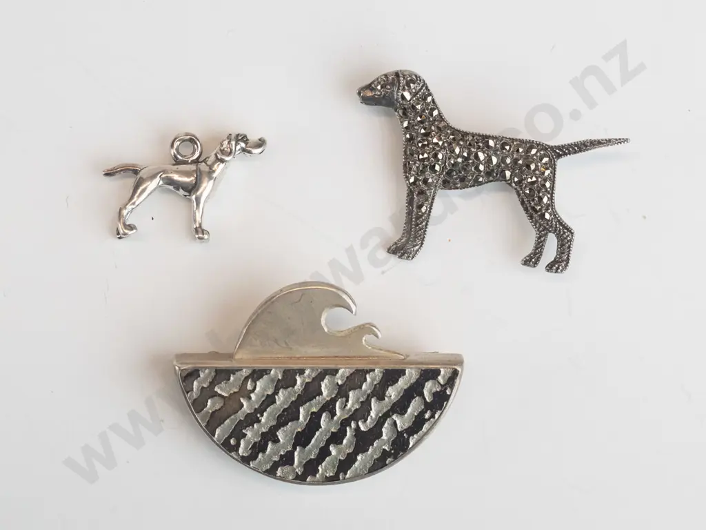 silver brooch stamped 925, marcsite dog brooch [no mark] & dog necklace stamped 925 no chain Image 1++