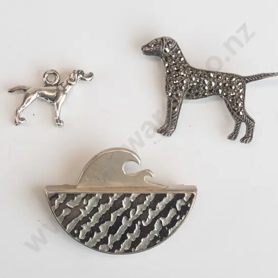 silver brooch stamped 925, marcsite dog brooch [no mark] & dog necklace stamped 925 no chain
