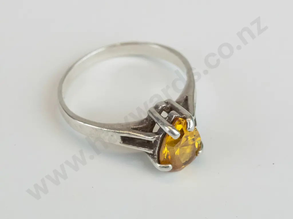 silver amber stone ring stamped 925 Image 1++