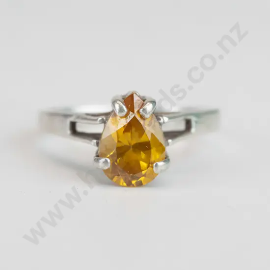 silver amber stone ring stamped 925
