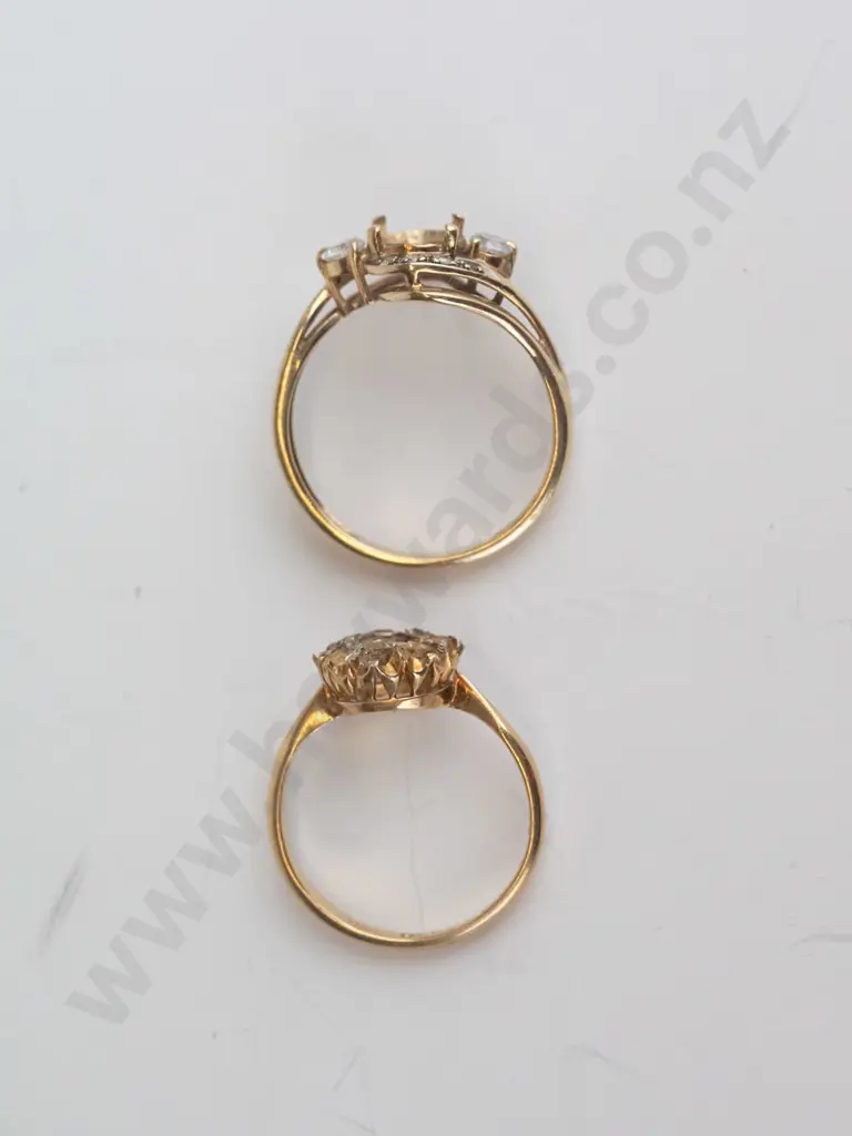 18ct gold ring mount [no stone] & gold plated white stone ring [centre stone missing] Image 1++