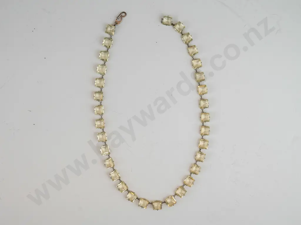 costume necklace Image 1++