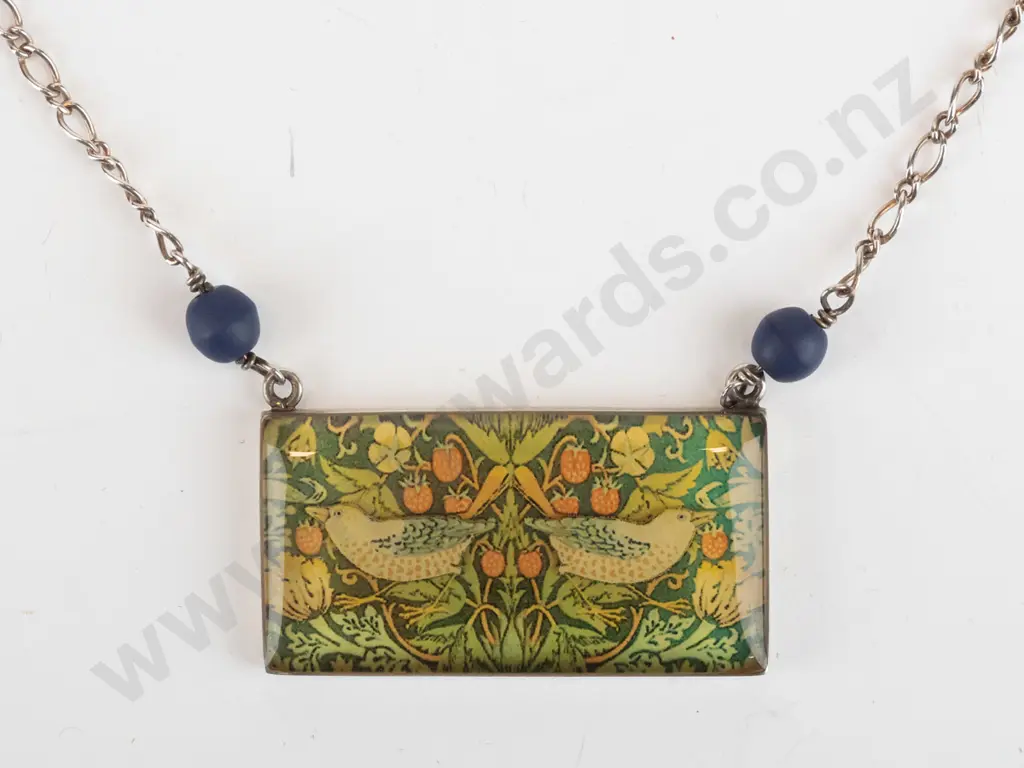 silver necklace with birds stamped 925 Image 1++
