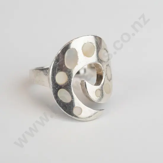 silver ring  stamped 925