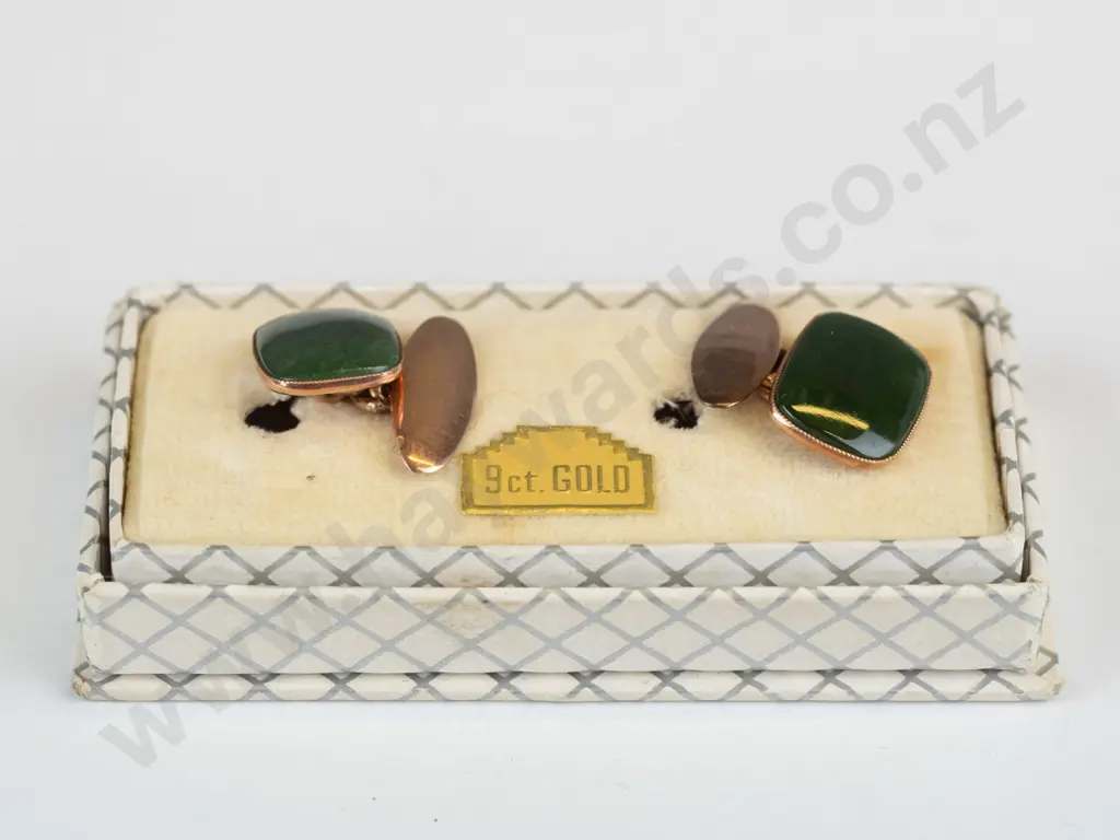 9ct greenstone cufflinks in box stamped 9ct Image 1++