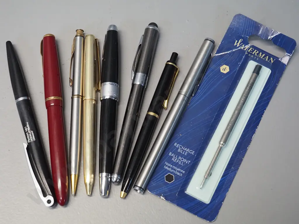 assorted ballpoint and fountain pens - Pelikan, Parker, Cross etc. and a Watermans refill Image 1++