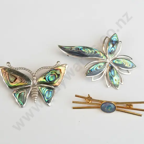 2 paua shell brooches stamped silver & opal brooch no mark
