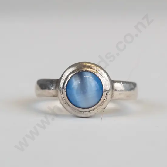 silver ring stamped 925