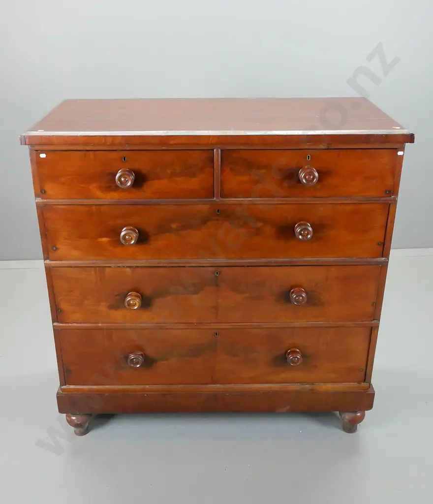Victorian mahogany 5-drawer chest with two small drawers above three graduating long drawers, Image 1++