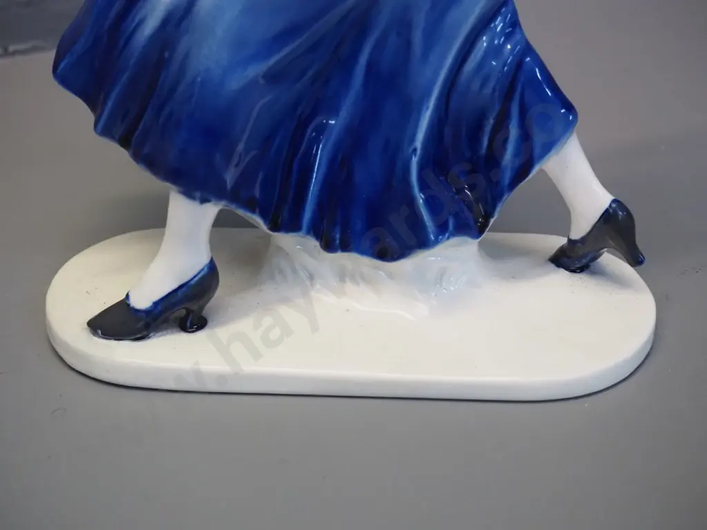 figurine of woman in the wind - H330 W190 - no maker's marks, some crazing, has had mend to base Image 1++