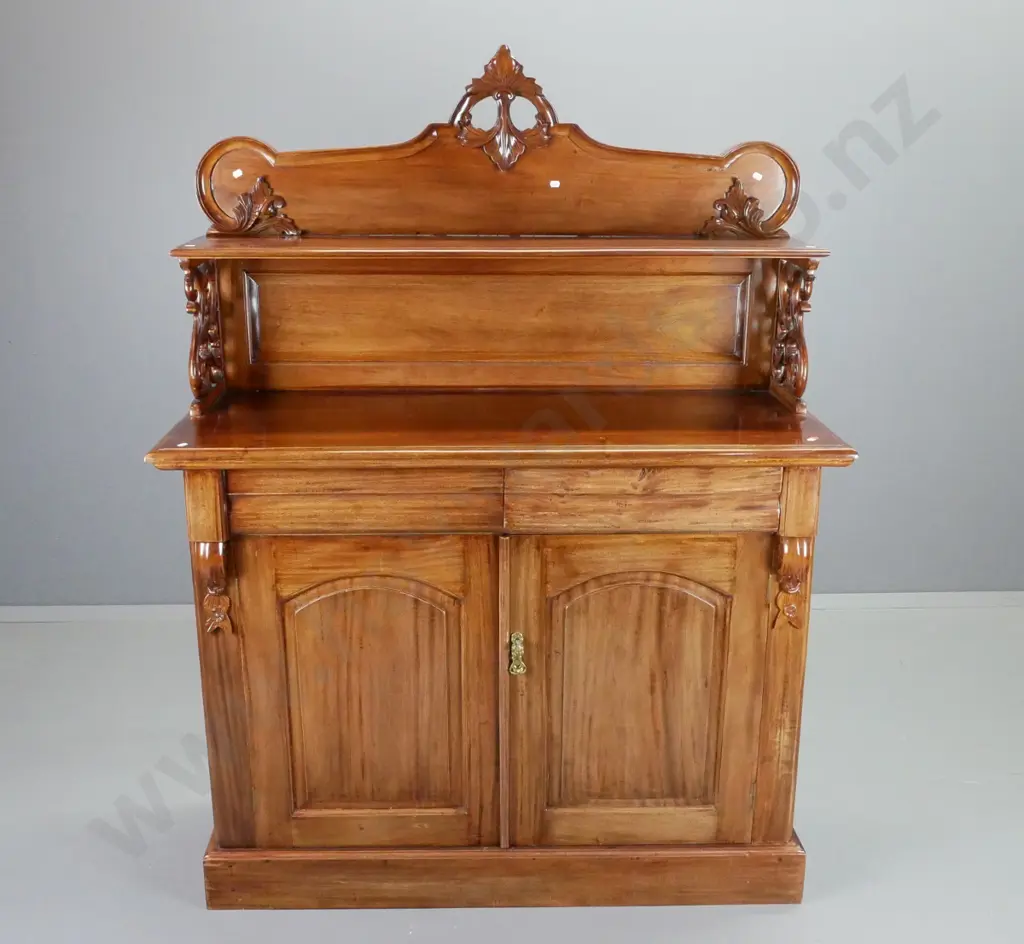 reproduction mahogany chiffonier sideboard - 2 doors, 2 drawers, escutcheon and key - some rubbing to polish H1580 W1180 Image 1++