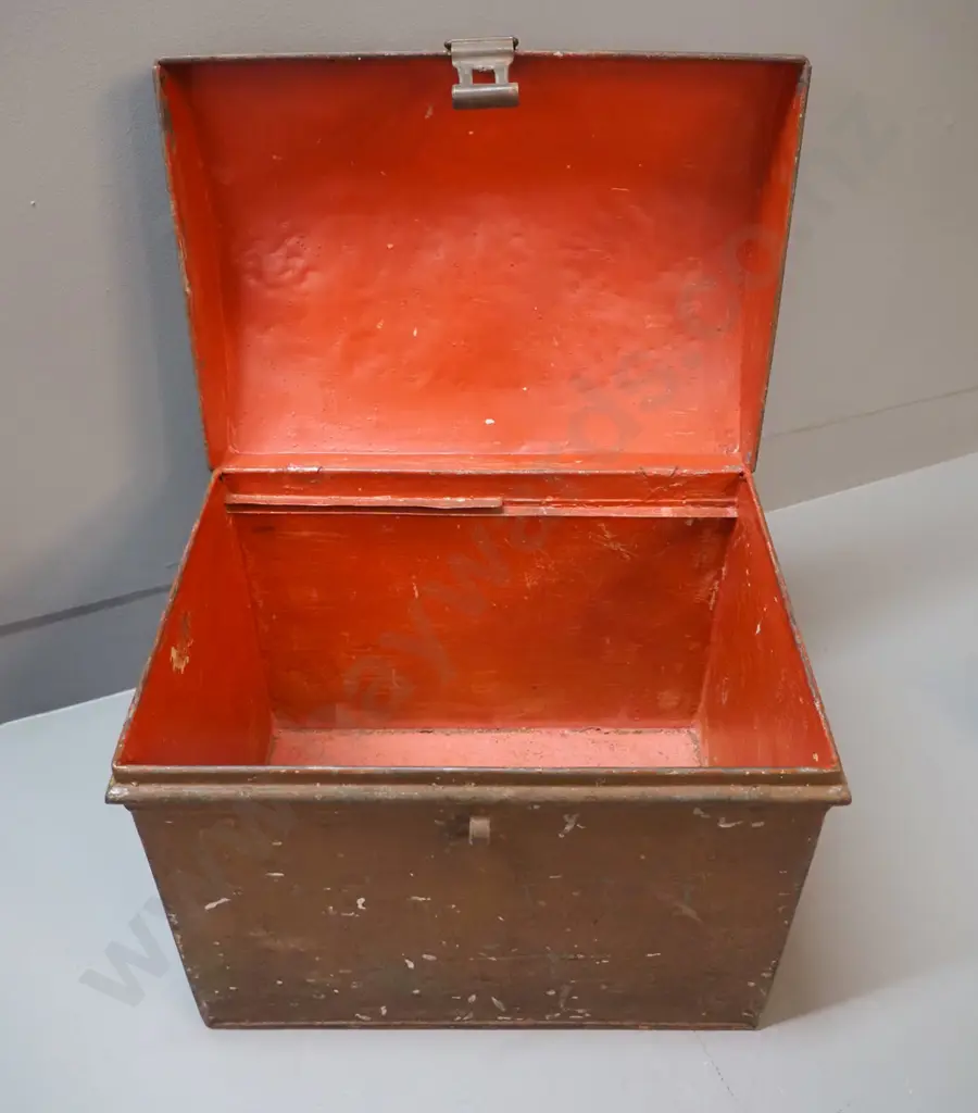 metal tin chest / large deed box with arched top, red painted interior, 2 handles, general wear H-320 W-360 D-260 Image 1++