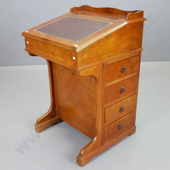 reproduction walnut Davenport desk with tooled leather insert to top, inlaid rosewood stringing, 4 side drawers,