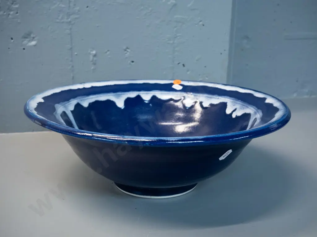 Mitch Taylor / Harbour View Pottery Ravensbourrne studio pottery bowl - H-120 D-340 Image 1++