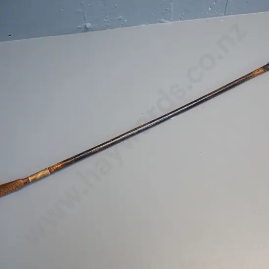 riding crop with horse head finial L-720 - some wear