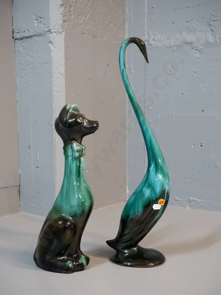 2 Blue Mountain Pottery animal figures - tall long necked bird H-470and a sitting dog H-340 Image 1++