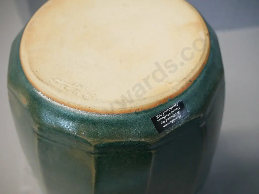 David Huffman New Zealand studio pottery multi colour drip glaze vase H-300 D-160 Image 1++