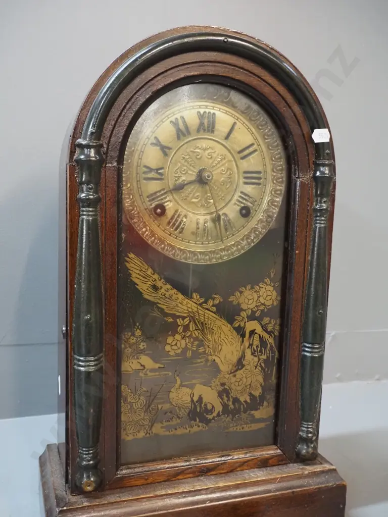 vintage arch-shaped timber-cased mantel clock with gilt patterned glass - some finish loss on face. With key & pendulum, Image 1++