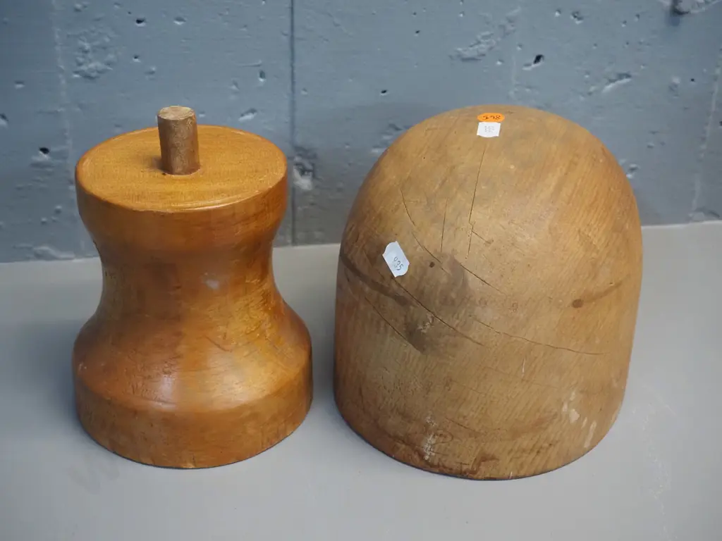 vintage timber hat block and stand H-310 - marked Williamson Dunedin 22" Image 1++