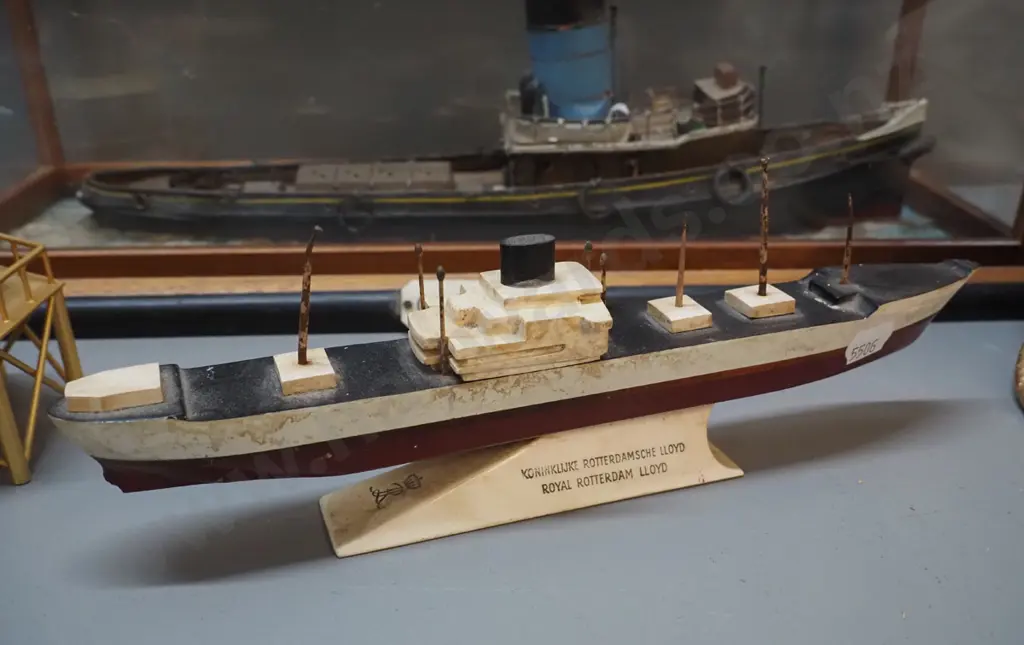 "Ocean Cock" steamer / tugboat in timber and glass case, a captain's hat, small glass float, modern brass lighthouse, Image 1++