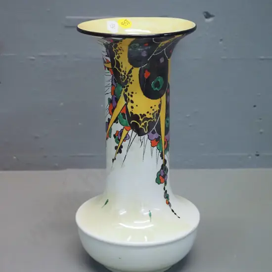 vintage Shelley lustre vase H-240 D-110 at rim