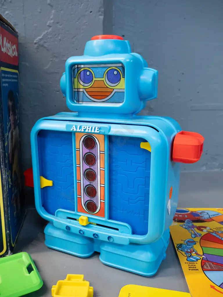 retro Playskool Alphie electronic robot educational toy H-270 W-240 with cards, instructions, original box Image 1++