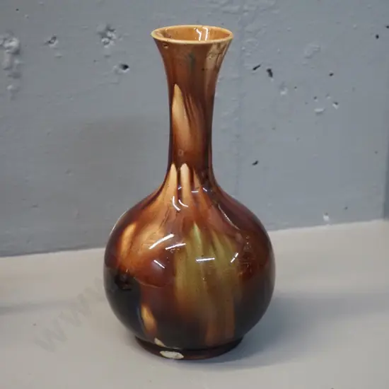 small (Milton Pottery?) trickle glaze vase - chip to base H-185