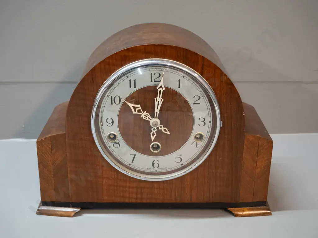 oak-cased Enfield mantel clock, no key, refurbished in 2021 H-240 W-300 Image 1++