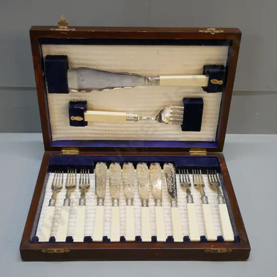 oak cased set of fish knives and forks with servers - etched EPNS w/ sterling silver collars & square bone handles