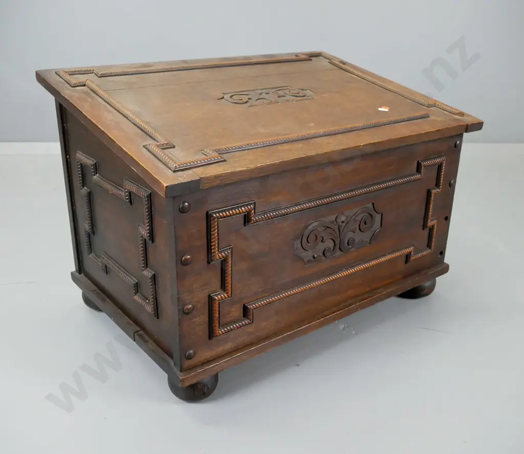 deco slope-top firewood box with beaded rope and carved detail, tin liner - some movement in joints, some surface Image 1++