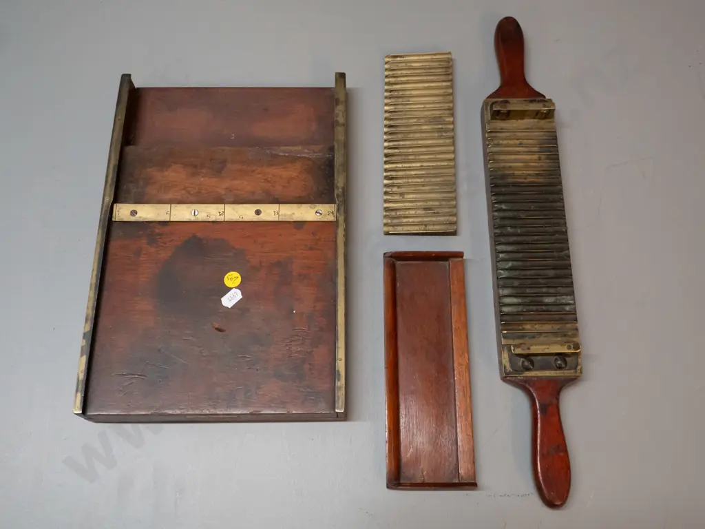 vintage Lynch & Co London timber and brass pharmacist's pill making roller mould - base is L-320 W-210 Image 1++