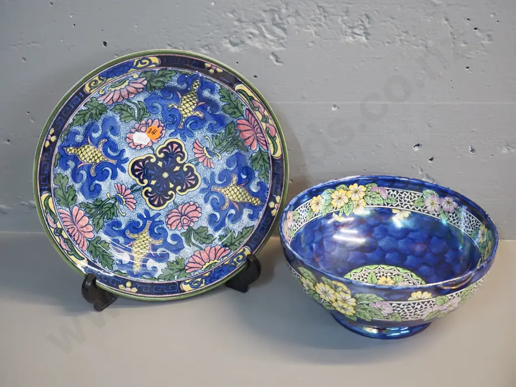 Maling dark blue lustre thumbprint footed bowl H-100 D-215 and a Royal Doulton cabinet plate. Some rubbing to gilt on Image 1++