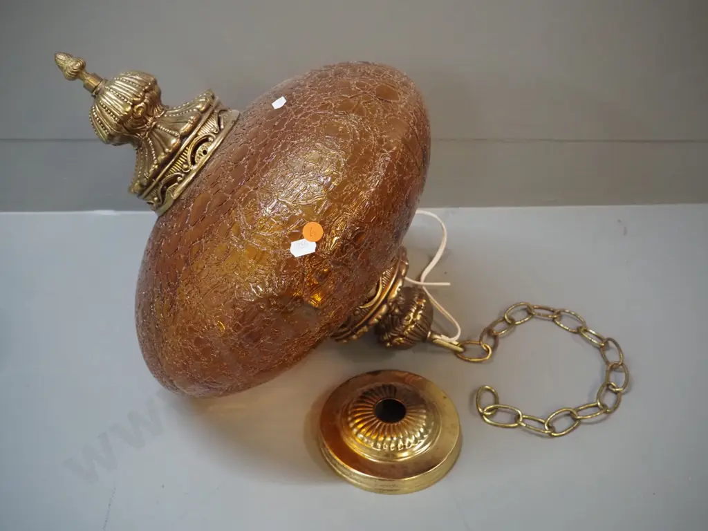 large moulded amber glass and ornate brass ceiling light, with chain and journal - H-480 D-350 Image 1++
