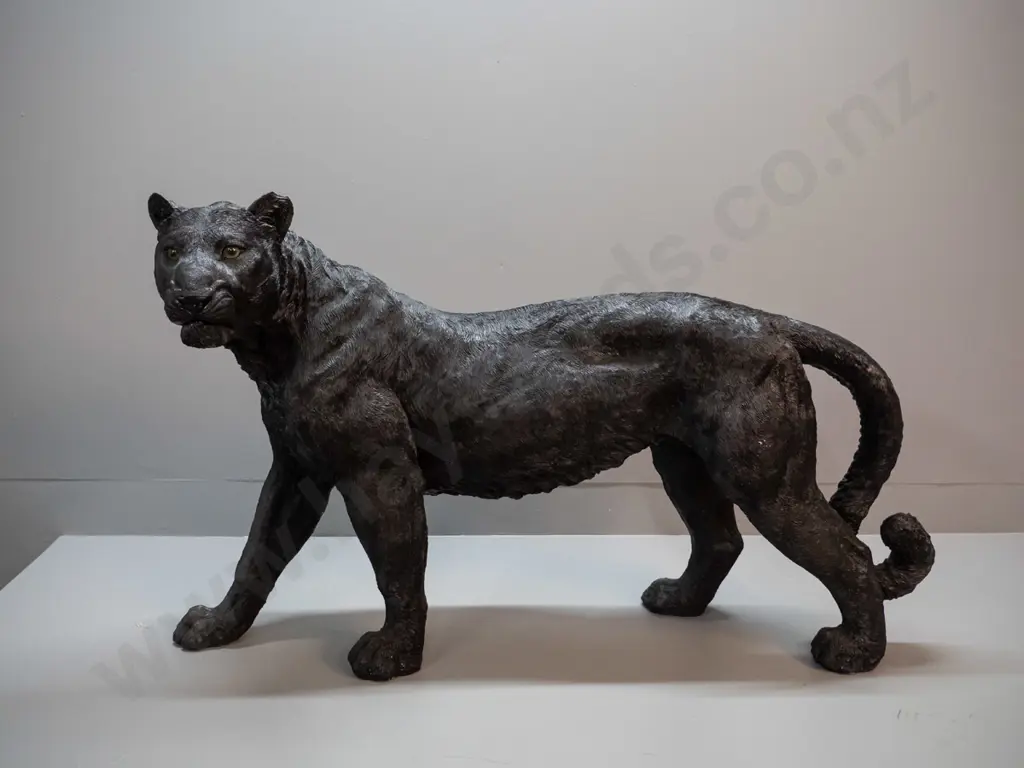 large composite black panther / puma - retouched damage to one ear, minor finish rubbing H-630 L-1130 Image 1++
